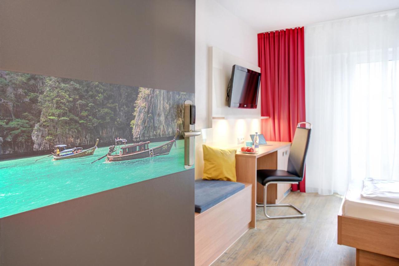 Ambassador Thecontinents Hotel คาร์ลสรูเฮอ ภายนอก รูปภาพ