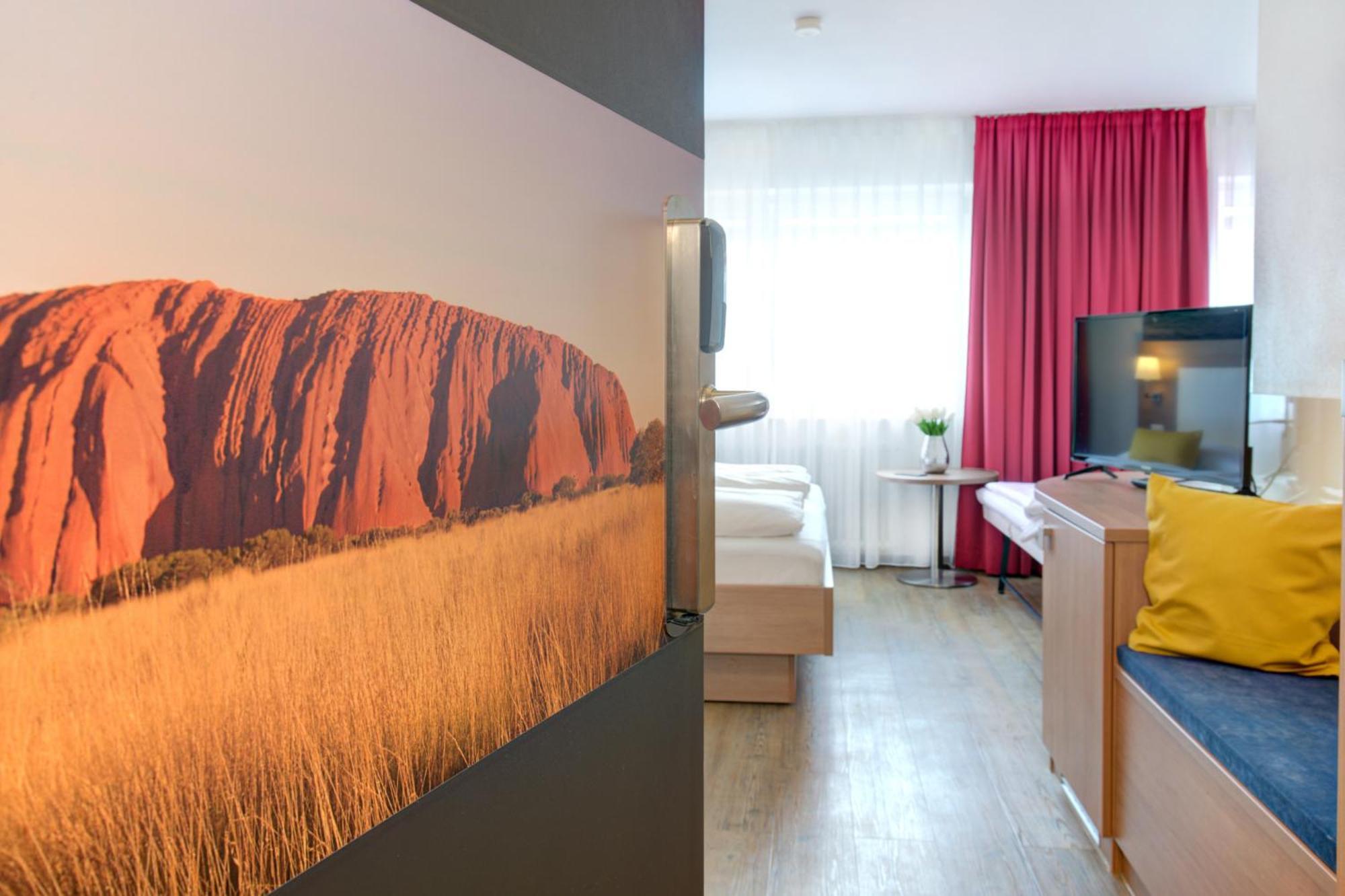 Ambassador Thecontinents Hotel คาร์ลสรูเฮอ ภายนอก รูปภาพ