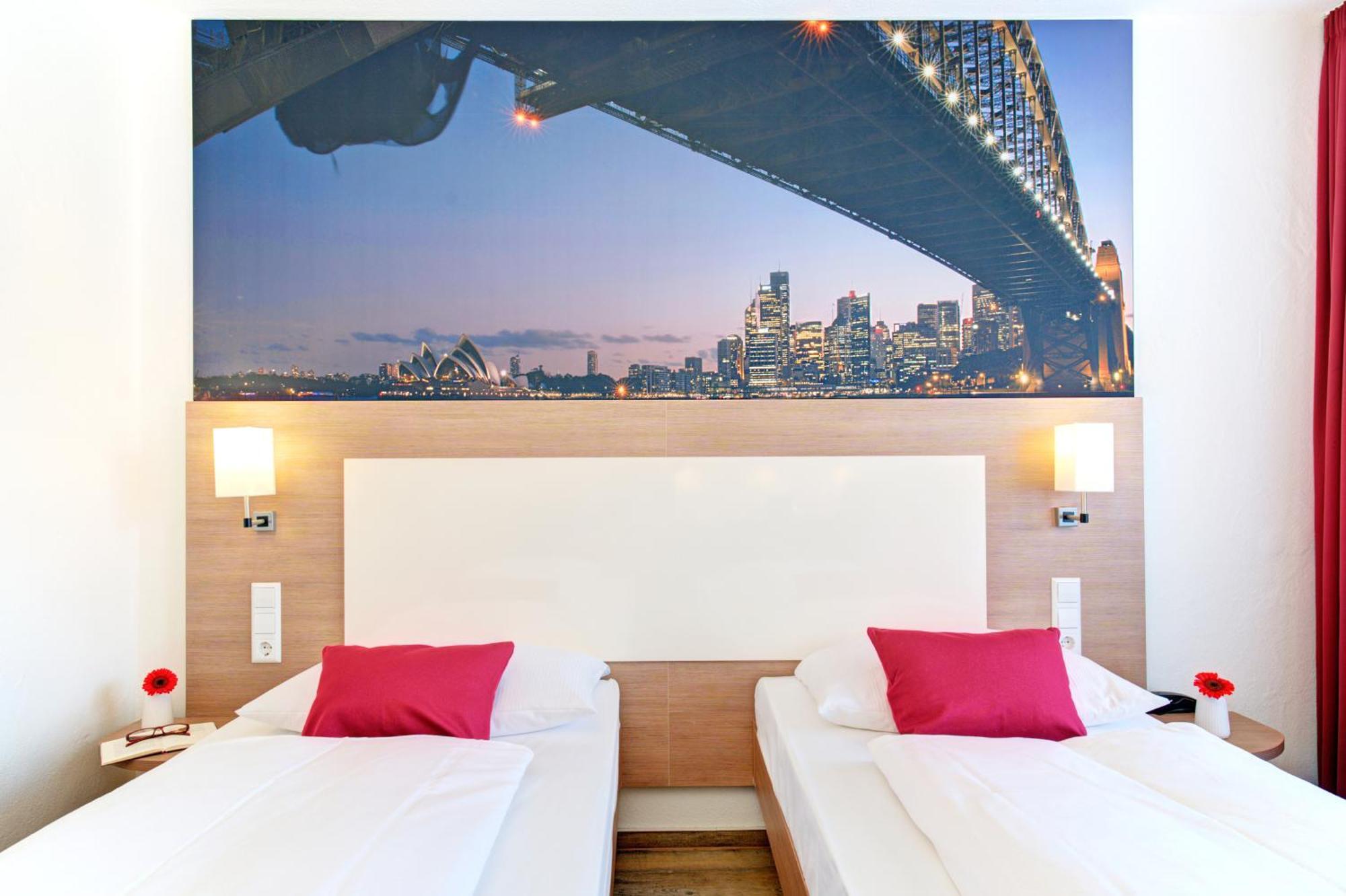 Ambassador Thecontinents Hotel คาร์ลสรูเฮอ ภายนอก รูปภาพ