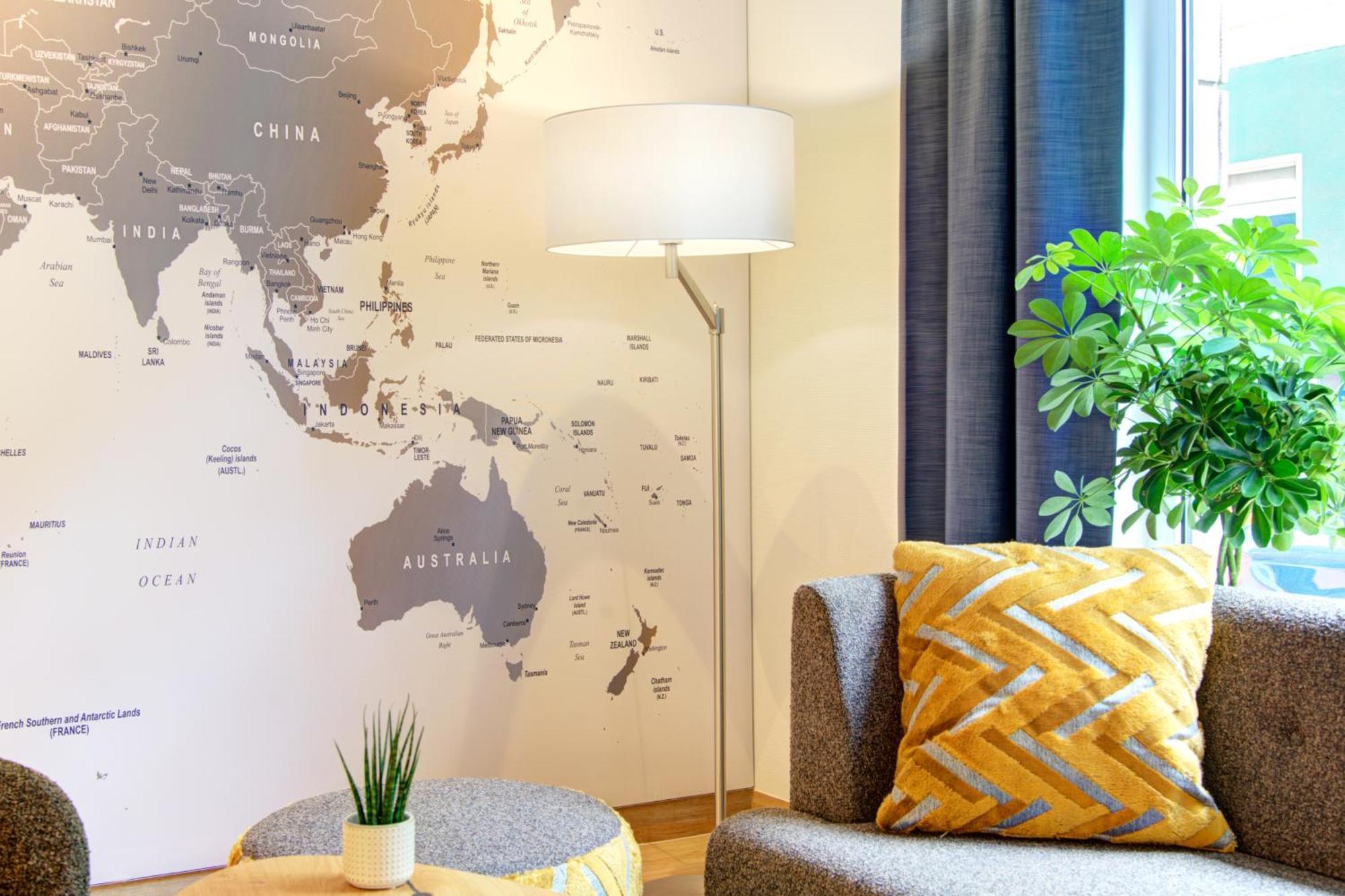 Ambassador Thecontinents Hotel คาร์ลสรูเฮอ ภายนอก รูปภาพ