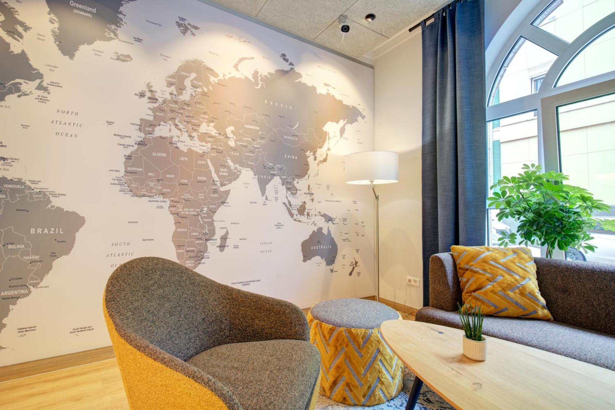 Ambassador Thecontinents Hotel คาร์ลสรูเฮอ ภายนอก รูปภาพ